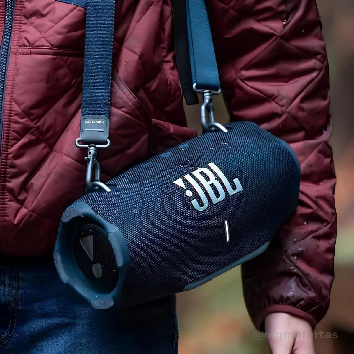 Caixa de Som Bluetooth Portátil Xtreme 4 JBL Cor Preta