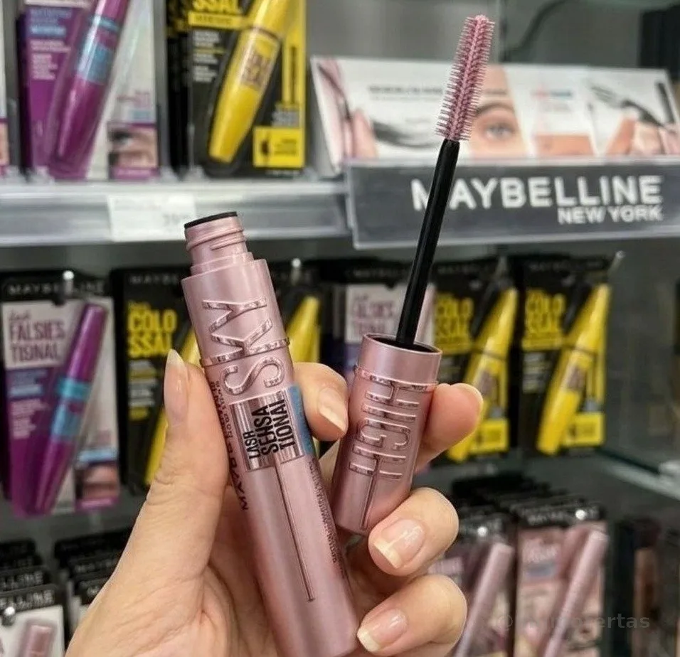 Maybelline NY Lash Sensational Sky High Máscara de Cílios Lavável, Escova Flexível, Alongamento Sem Limites com Extrato de Bambu e Fibras, Impacto de Todos os Ângulos, Preto 7,2ml