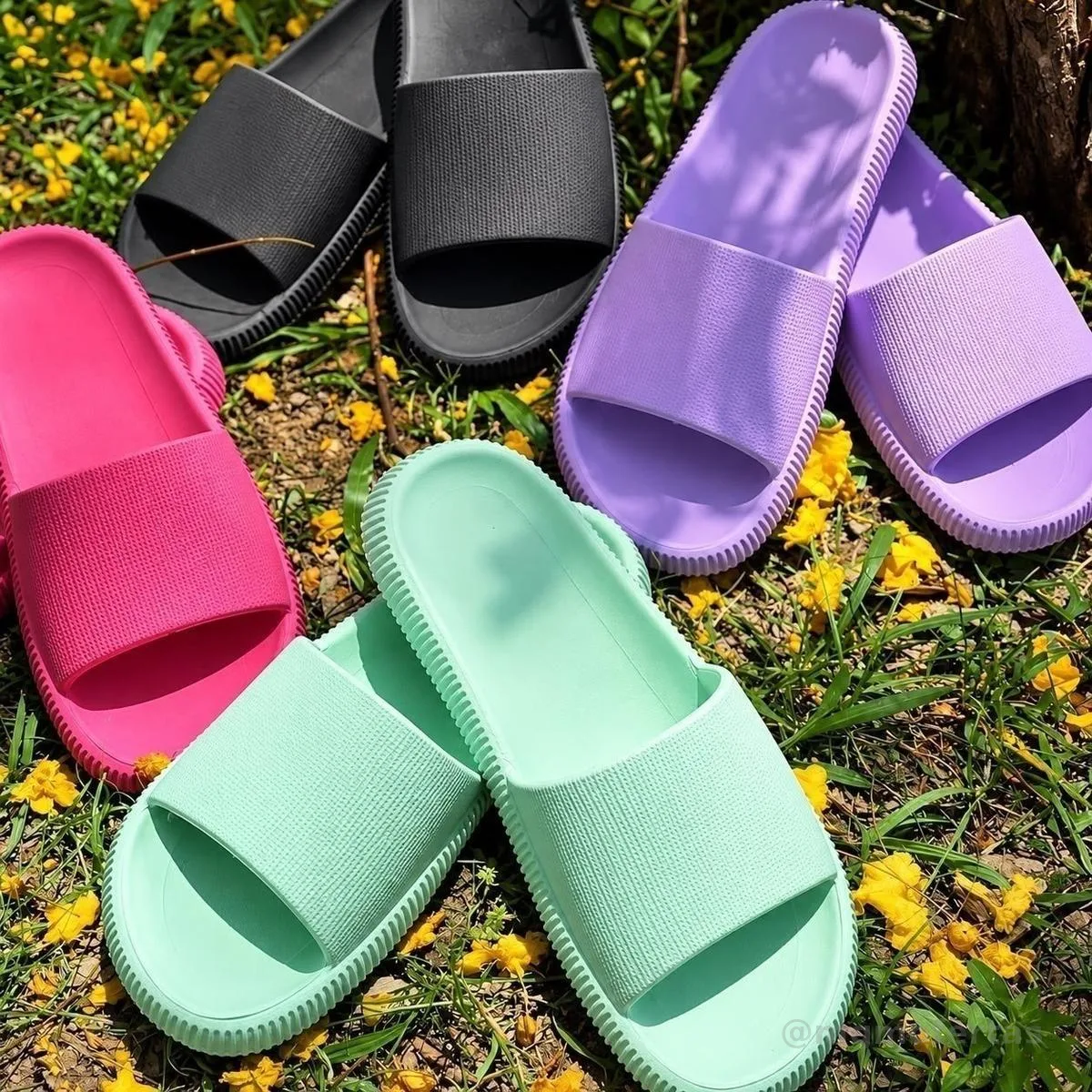 Chinelo Slide Nuvem Confort Anatômico