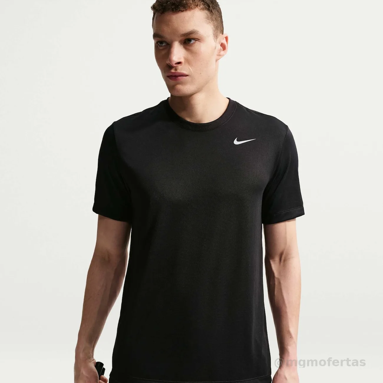 Camiseta Nike Dri-FIT Legend Masculina