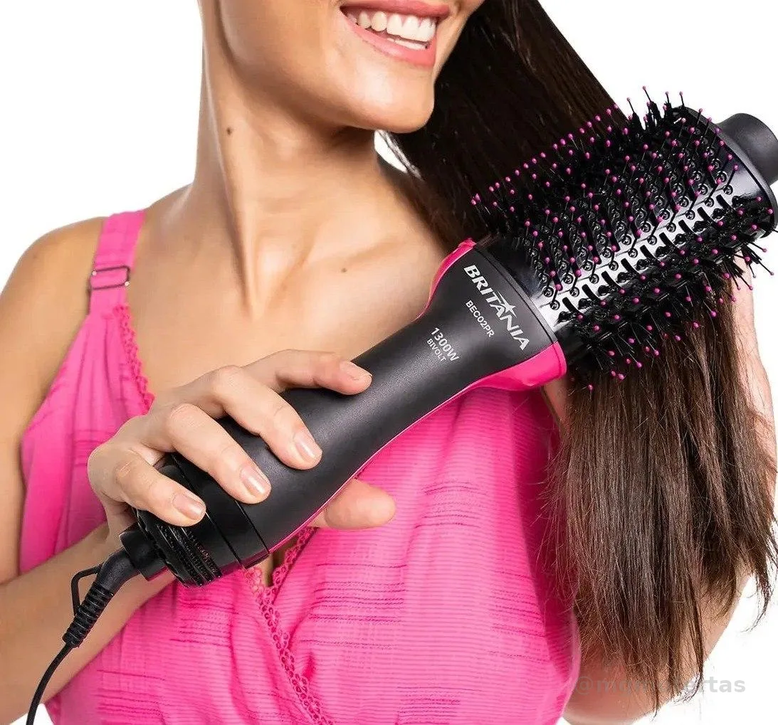 Britânia Escova Secadora Bec02pr 4 Em 1 1300w Cor Preto e Rosa