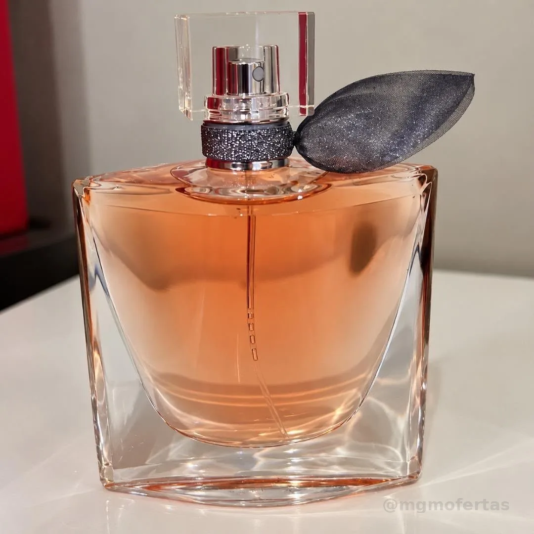 Perfume Feminino Eau de Parfum, Fragrância Floral Gourmand Inebriante com Íris Nobre e Baunilha, Aroma de Felicidade e Feminilidade, La Vie Est Belle Lancôme, Frasco com 30ml