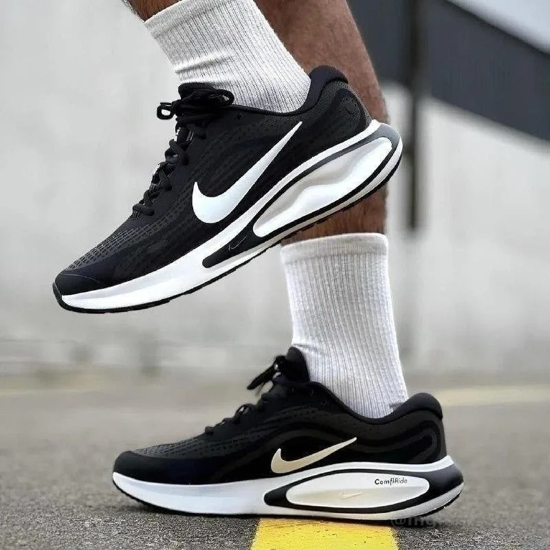 Tênis Nike Journey Run Masculino