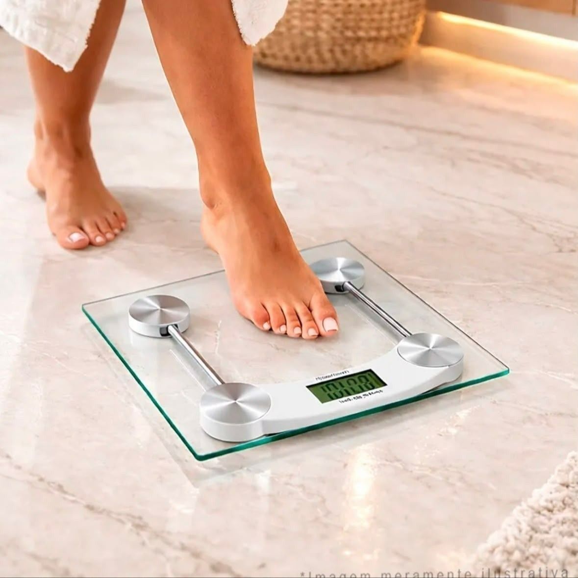 Balaça Digital Vidro Ate 180kg Banheiro Academia Com Medidor De Temperatura Pilhas Marca MFL