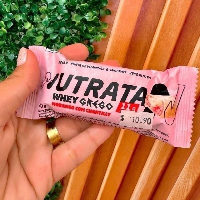 Barra de proteínas Nutrata WHEY Grego 40G sabor Morango com chantilly x 480g 12 un